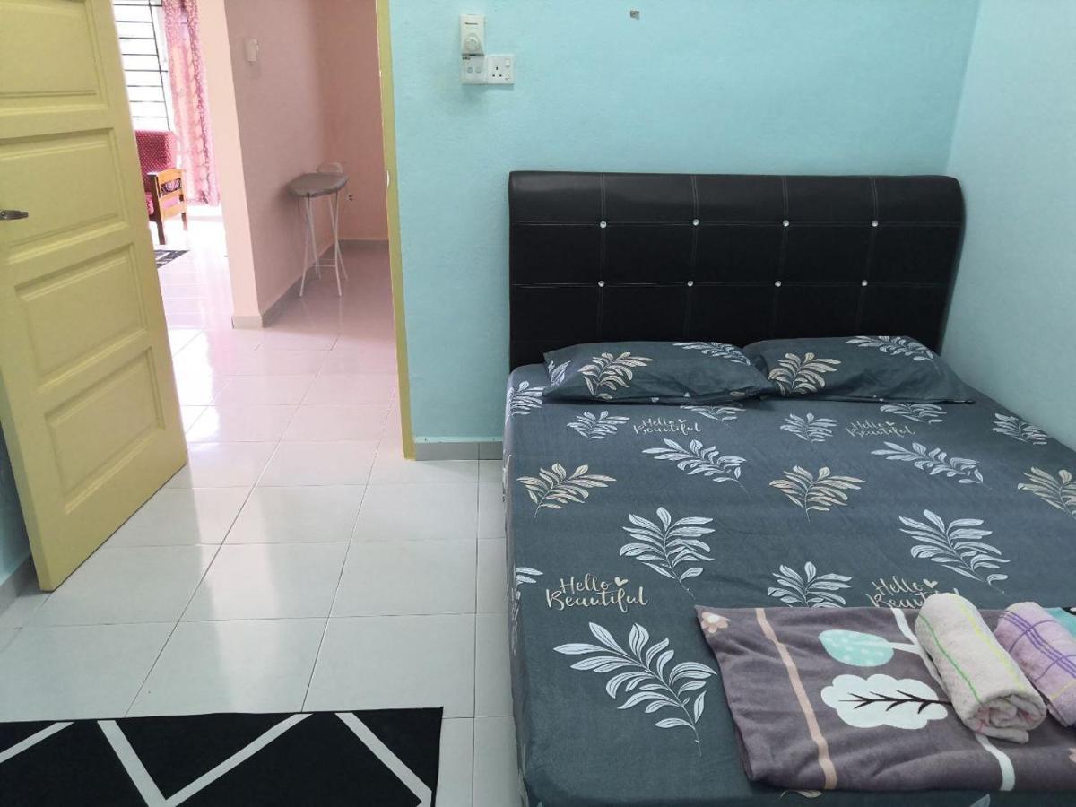 Ummi'S Homestay Besut Kampung Kuala Besut Exterior foto